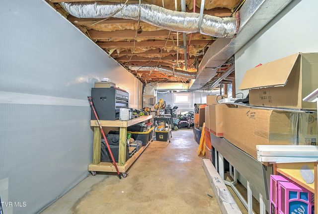 15513 Industrial Park Road, Bristol, VA 24202