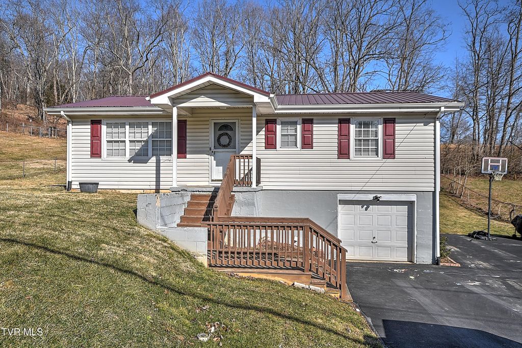 15513 Industrial Park Road, Bristol, VA 24202