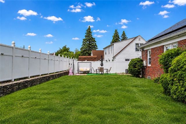 51 Beverly Ann Drive, North Providence, RI 02911