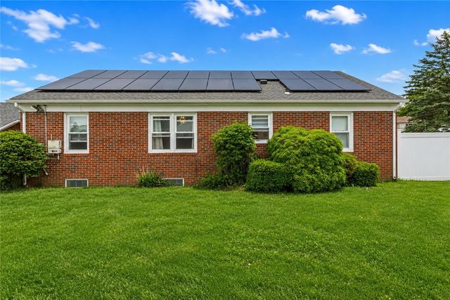 51 Beverly Ann Drive, North Providence, RI 02911