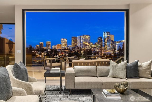 9630 SE 5th Street, Bellevue, WA 98004