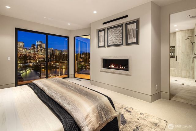 9630 SE 5th Street, Bellevue, WA 98004