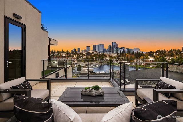 9630 SE 5th Street, Bellevue, WA 98004