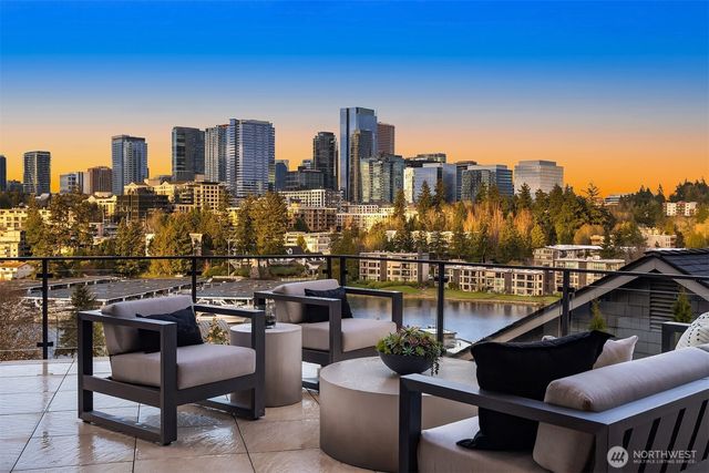 9630 SE 5th Street, Bellevue, WA 98004