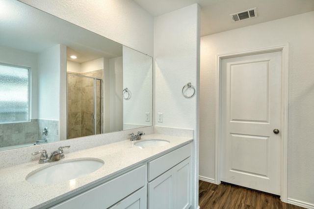 205 Arnage DR, Hutto, TX 78634