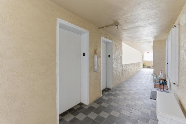 3581 S Ocean Boulevard Apt 4e, South Palm Beach, FL 33480