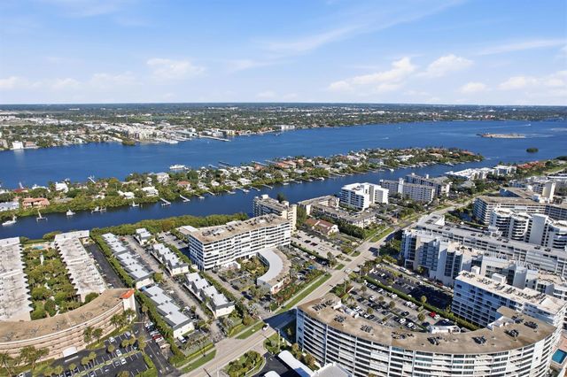 3581 S Ocean Boulevard Apt 4e, South Palm Beach, FL 33480