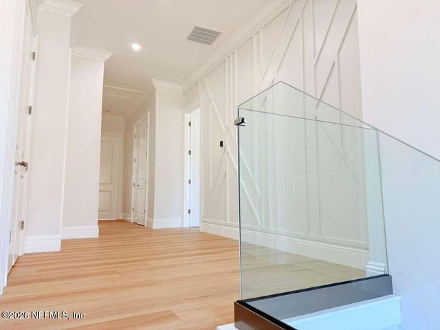 8865 LA TERRAZZA Place, Jacksonville, FL 32217