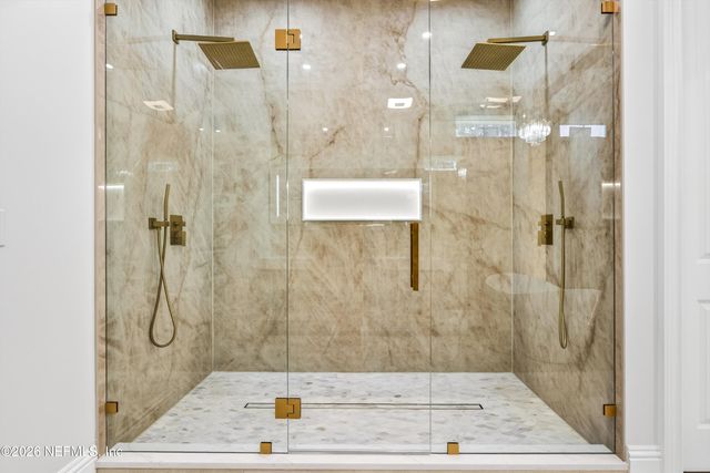 8865 LA TERRAZZA Place, Jacksonville, FL 32217