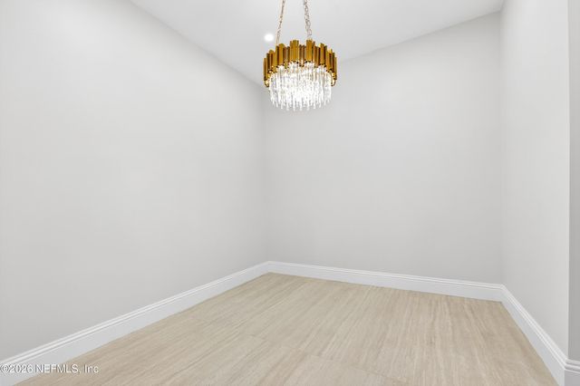 8865 LA TERRAZZA Place, Jacksonville, FL 32217