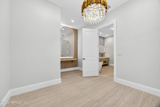 8865 LA TERRAZZA Place, Jacksonville, FL 32217