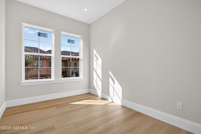 8865 LA TERRAZZA Place, Jacksonville, FL 32217