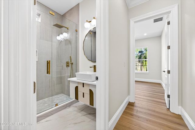 8865 LA TERRAZZA Place, Jacksonville, FL 32217