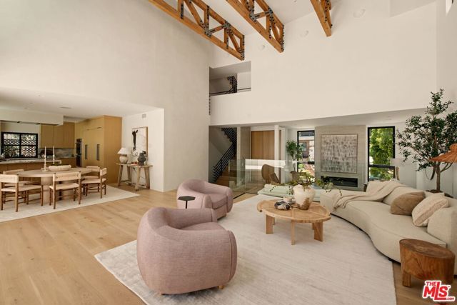 255 S Bentley Avenue, Los Angeles, CA 90049