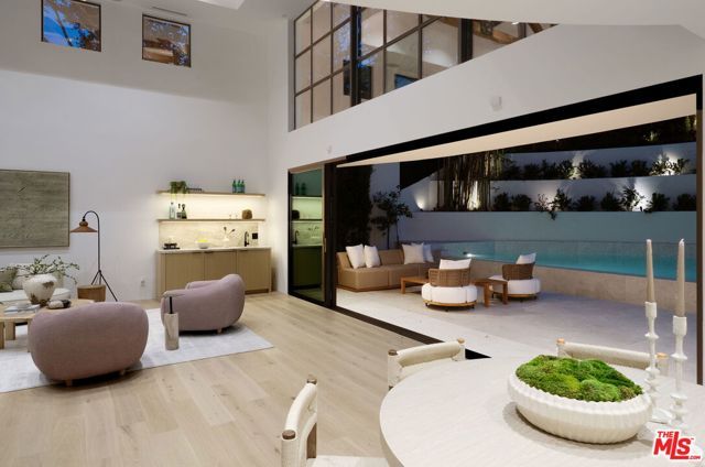 255 S Bentley Avenue, Los Angeles, CA 90049