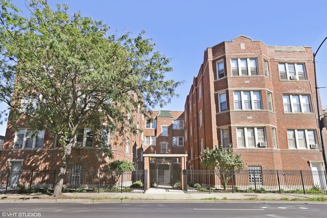 2452 W Addison Street 3A, Chicago, IL 60618