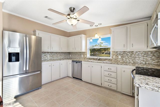 19616 Eagle Trace CT, North Fort Myers, FL 33903