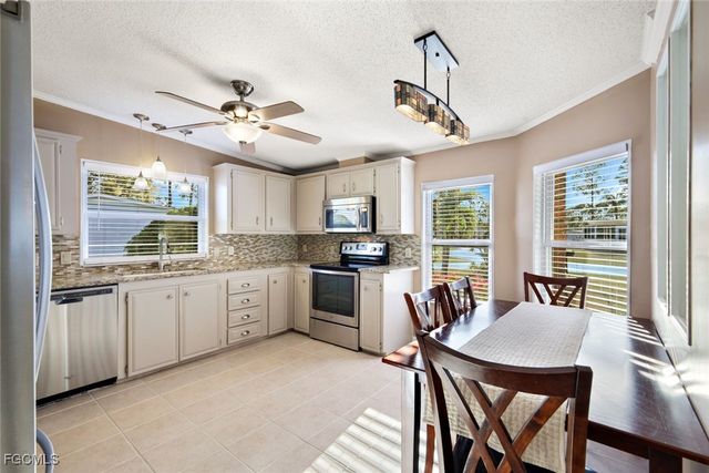 19616 Eagle Trace CT, North Fort Myers, FL 33903