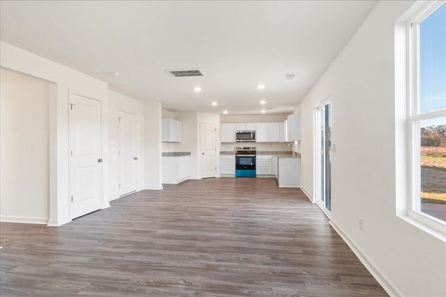 925 Kinnerton Trail, Spartanburg, SC 29301