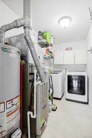 2504 John L Street, Port Huron, MI 48060