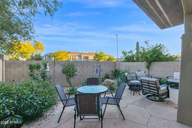 15240 N CLUBGATE Drive 111, Scottsdale, AZ 85254