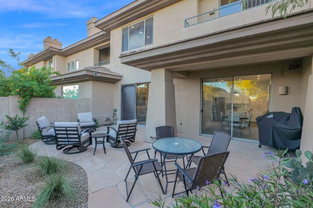 15240 N CLUBGATE Drive 111, Scottsdale, AZ 85254