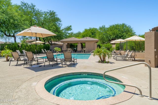 15240 N CLUBGATE Drive 111, Scottsdale, AZ 85254