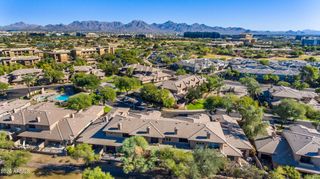 15240 N CLUBGATE Drive 111, Scottsdale, AZ 85254