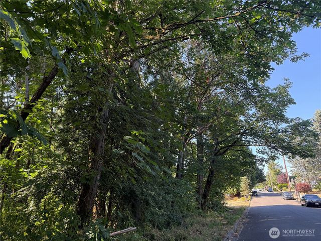 32257 39th Avenue S, Federal Way, WA 98001