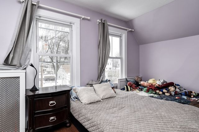 30 Franklin St, Marlborough, MA 01752