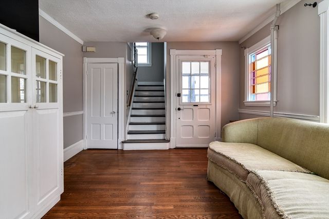 30 Franklin St, Marlborough, MA 01752