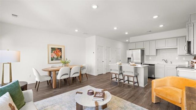 121 Kenmore Circle, Perry, GA 31069