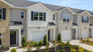 121 Kenmore Circle, Perry, GA 31069