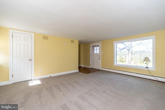 907 CHURCH RD, Hatfield, PA 19440