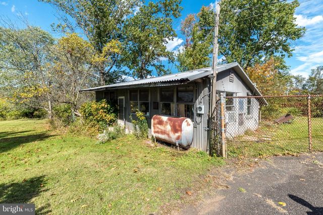 907 CHURCH RD, Hatfield, PA 19440