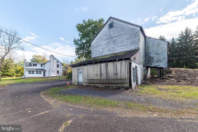 907 CHURCH RD, Hatfield, PA 19440