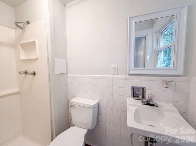 164 E Waterlynn Road, Mooresville, NC 28117