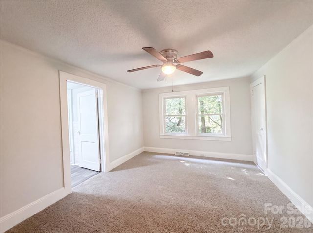 164 E Waterlynn Road, Mooresville, NC 28117