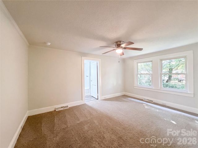 164 E Waterlynn Road, Mooresville, NC 28117