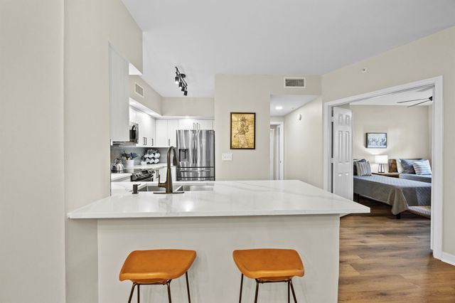 11790 Saint Andrews Place 202, Wellington, FL 33414