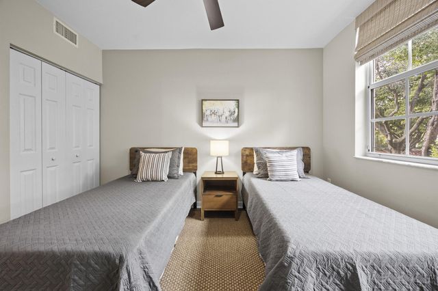 11790 Saint Andrews Place 202, Wellington, FL 33414