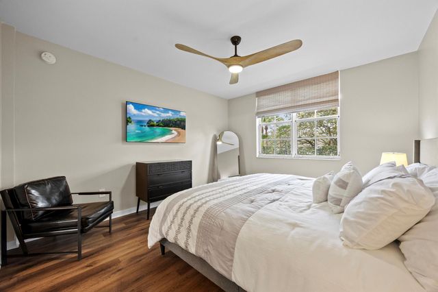 11790 Saint Andrews Place 202, Wellington, FL 33414