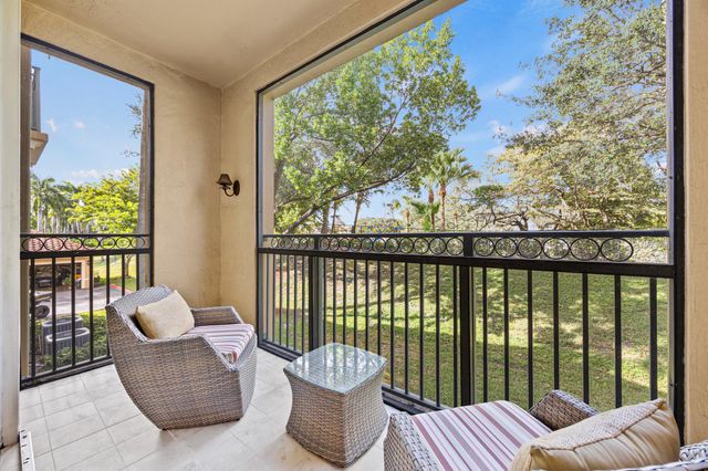 11790 Saint Andrews Place 202, Wellington, FL 33414