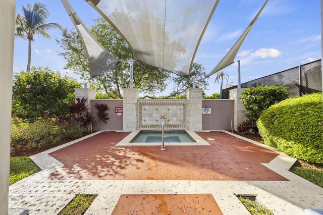 11790 Saint Andrews Place 202, Wellington, FL 33414