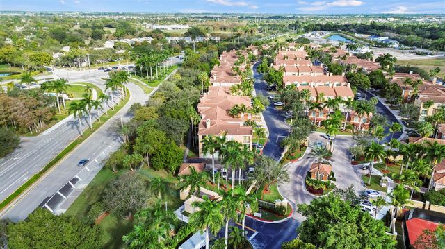 11790 Saint Andrews Place 202, Wellington, FL 33414