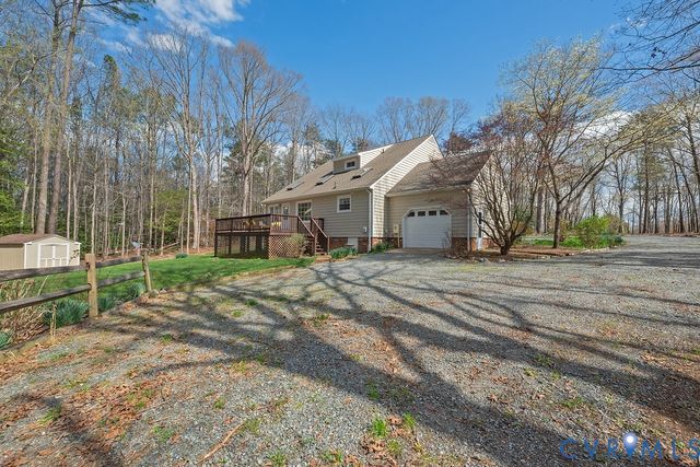 518 Fords Rd, Goochland, VA 23103