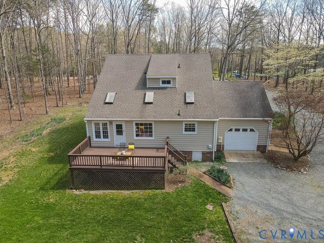 518 Fords Rd, Goochland, VA 23103