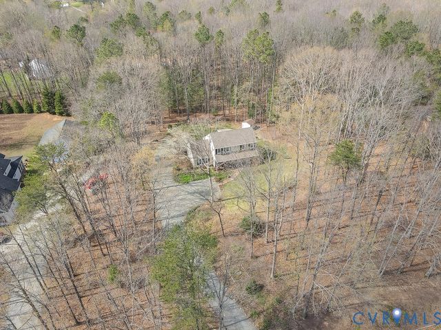 518 Fords Rd, Goochland, VA 23103