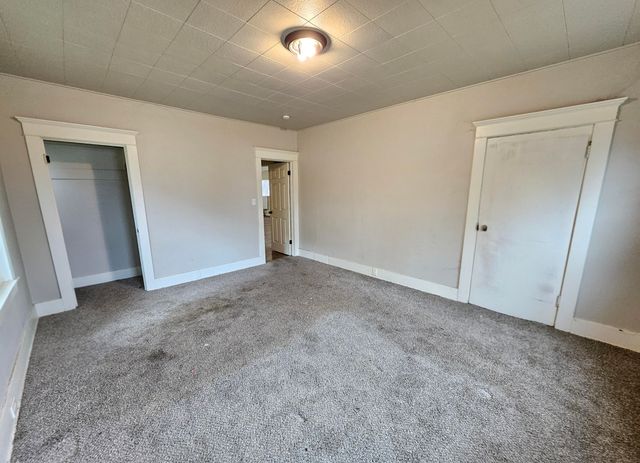 129 S C Street, Tulare, CA 93274