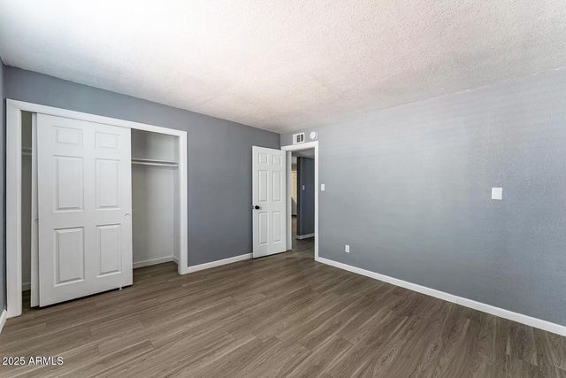 2014 W BERRIDGE Lane, Phoenix, AZ 85015